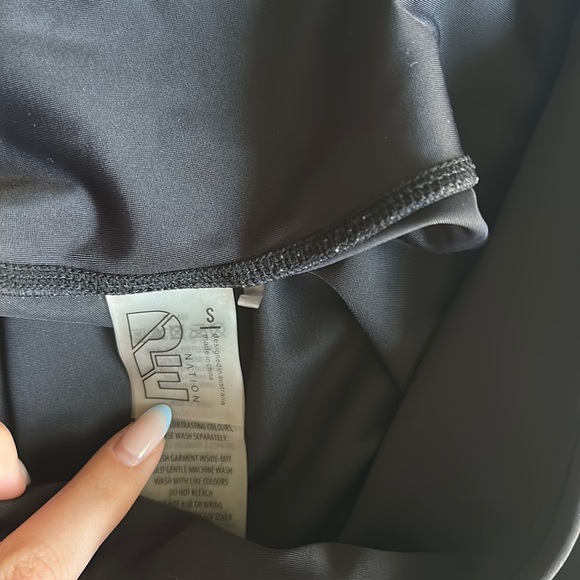 P.E. Nation Sweep Leggings - Picture 3 of 3